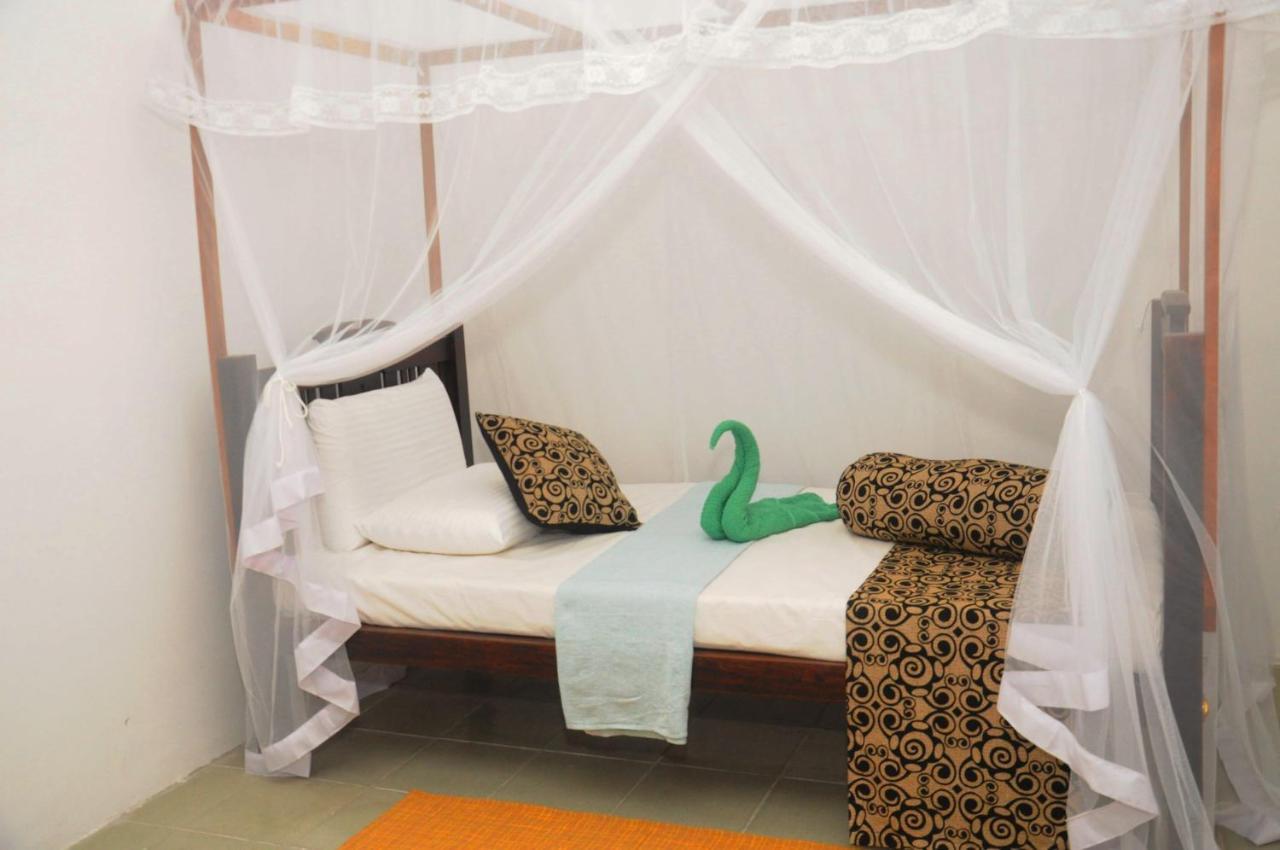 Deutsch Lanka Hotel Telwatta Kültér fotó