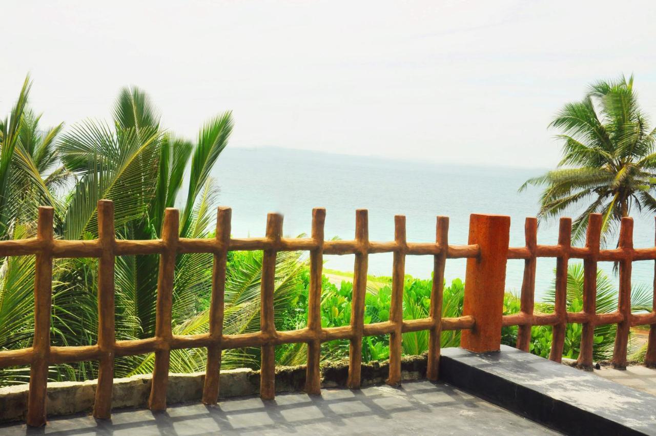 Deutsch Lanka Hotel Telwatta Kültér fotó