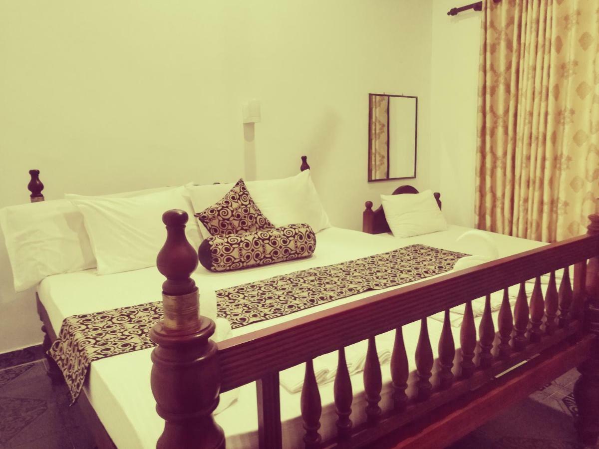 Deutsch Lanka Hotel Telwatta Kültér fotó